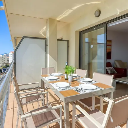 Pretty With Balcony *